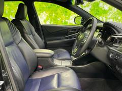 「この車の写真をもっと見たい」「状態が気になる」「この装備はついている？」どんな小さな疑問でもお気軽にお問い合わせください！ 4