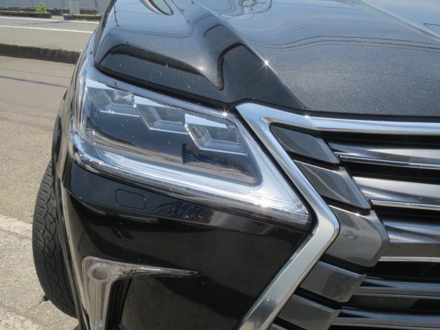 ＬＸ ＬＸ５７０ブラックシークエンス　ＷＡＬＤフルエアロ　ＷＡＬＤ２４インチＡＷ　黒革シート　サンルーフ　純正ナビ・ＴＶ　リアモニター２個　ＥＴＣ（4枚目）