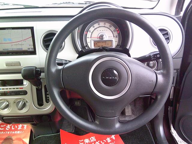 アルトラパン リミテッド　ＥＴＣ　ナビ　スマートキー　電動格納ミラー　シートヒーター　ＣＶＴ　盗難防止システム　ＡＢＳ　ＣＤ　アルミホイール　衝突安全ボディ　エアコン　パワーステアリング　パワーウィンドウ　運転席エアバッグ（2枚目）