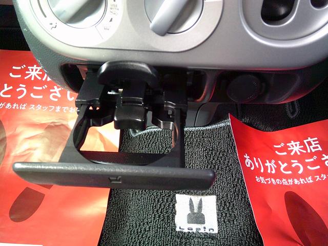 アルトラパン リミテッド　ＥＴＣ　ナビ　スマートキー　電動格納ミラー　シートヒーター　ＣＶＴ　盗難防止システム　ＡＢＳ　ＣＤ　アルミホイール　衝突安全ボディ　エアコン　パワーステアリング　パワーウィンドウ　運転席エアバッグ（47枚目）