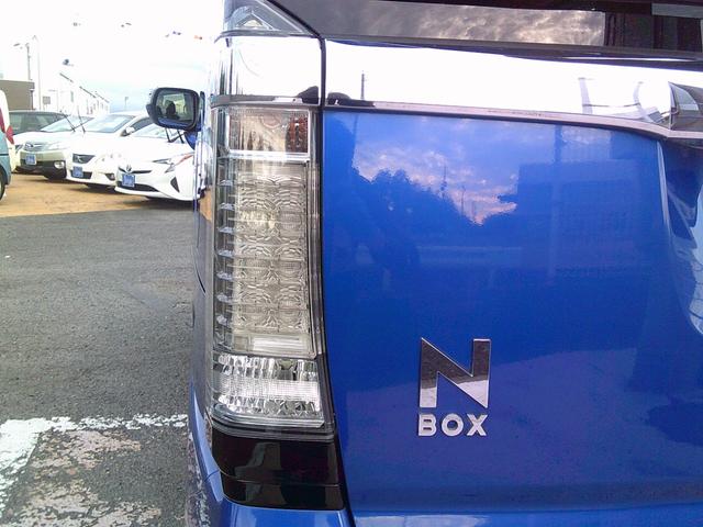 N-BOXカスタム G・ターボLパッケージ バックカメラ 両側電動スライドドア ナビ オートクルーズコントロール オートライト HID スマートキー アイドリングストップ 電動格納ミラー ベンチシート CVT 盗難防止システム ABS ESC(35枚目)