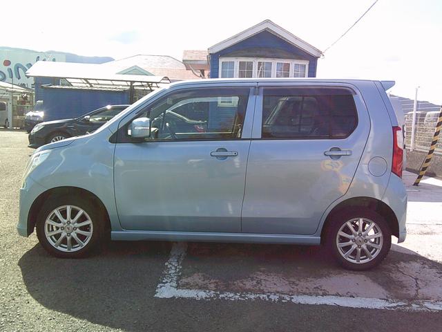 ワゴンＲ ＦＸリミテッド　ＥＴＣ　オートライト　スマートキー　アイドリングストップ　電動格納ミラー　ベンチシート　ＣＶＴ　盗難防止システム　ＡＢＳ　ＣＤ　アルミホイール　衝突安全ボディ　エアコン　パワーステアリング（22枚目）