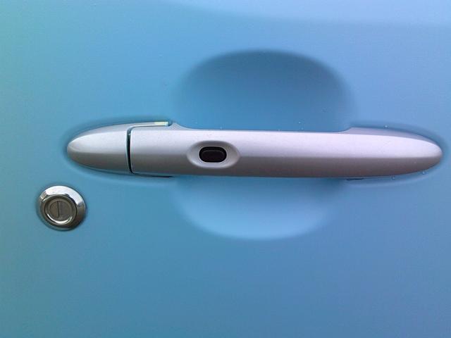 ミラココア ココアプラスＸ　ナビ　スマートキー　電動格納ミラー　ベンチシート　ＣＶＴ　盗難防止システム　ＡＢＳ　ＣＤ　ルーフレール　衝突安全ボディ　エアコン　パワーステアリング　パワーウィンドウ（33枚目）