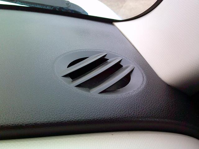 ミラココア ココアプラスＸ　ナビ　スマートキー　電動格納ミラー　ベンチシート　ＣＶＴ　盗難防止システム　ＡＢＳ　ＣＤ　ルーフレール　衝突安全ボディ　エアコン　パワーステアリング　パワーウィンドウ（57枚目）