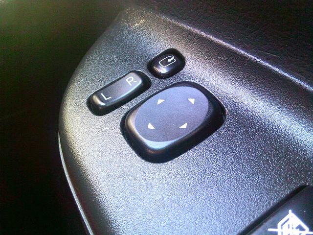 ヴェルファイア 2.4Z プラチナセレクションII ETC バックカメラ ナビ クリアランスソナー 両側電動スライドドア オートライト HID 電動リアゲート スマートキー 電動格納ミラー 後席モニター 3列シート オットマン CVT(42枚目)