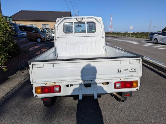 アクティトラック ＳＤＸ　マニュアル・４ＷＤ・パワステ有・エアコン無し（16枚目）