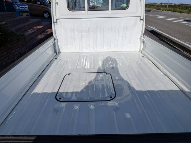 アクティトラック ＳＤＸ　マニュアル・４ＷＤ・パワステ有・エアコン無し（23枚目）