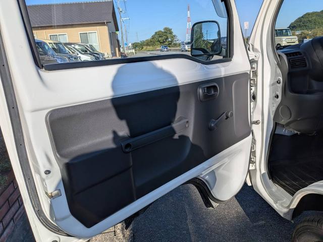 アクティトラック ＳＤＸ　マニュアル・４ＷＤ・パワステ有・エアコン無し（41枚目）