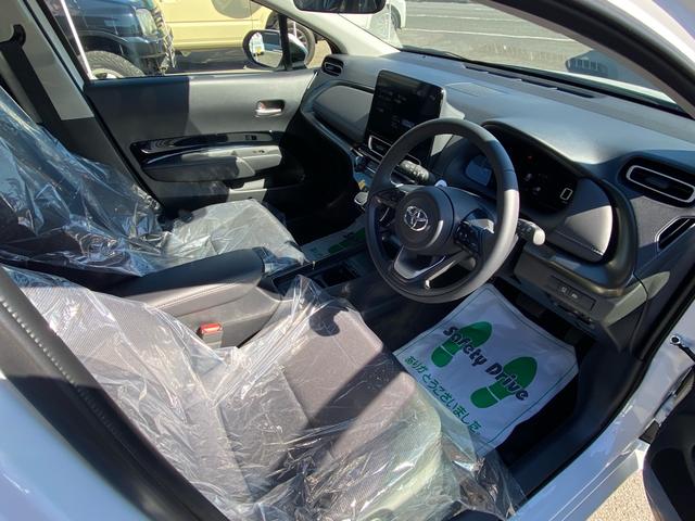 アクア Z 純正10型ディスプレイオーディオ・衝突被害軽減システム・パノラミックビューモニター・フルセグ・トヨタチームメイト・ヘッドアップディスプレイ・純正16インチAW・ブラインドスポットモニター・USB接続(11枚目)