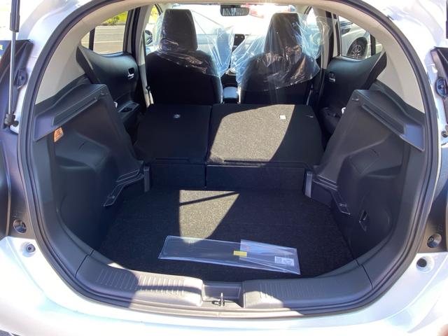 アクア Z 純正10型ディスプレイオーディオ・衝突被害軽減システム・パノラミックビューモニター・フルセグ・トヨタチームメイト・ヘッドアップディスプレイ・純正16インチAW・ブラインドスポットモニター・USB接続(26枚目)