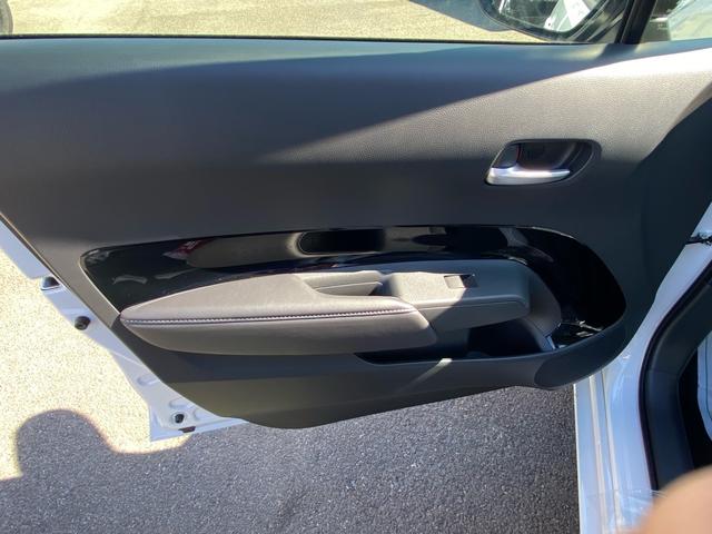 アクア Z 純正10型ディスプレイオーディオ・衝突被害軽減システム・パノラミックビューモニター・フルセグ・トヨタチームメイト・ヘッドアップディスプレイ・純正16インチAW・ブラインドスポットモニター・USB接続(28枚目)