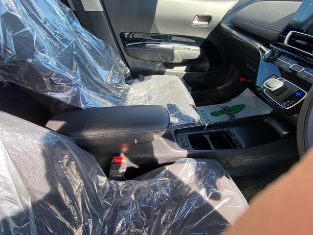 アクア Z 純正10型ディスプレイオーディオ・衝突被害軽減システム・パノラミックビューモニター・フルセグ・トヨタチームメイト・ヘッドアップディスプレイ・純正16インチAW・ブラインドスポットモニター・USB接続(37枚目)