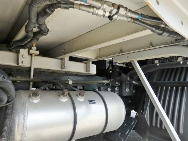 10.7t 増トンワイド リア2軸アルミウイングパワーゲート(72枚目)