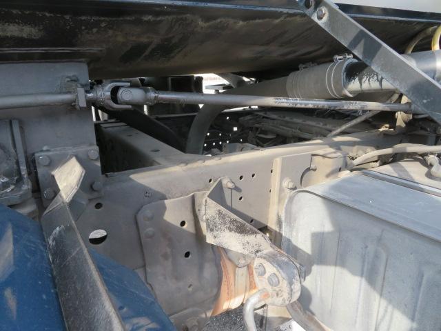 デュトロ ２．７ｔ　バキューム　モリタ・自動巻きリール・脱臭器・１３６馬力ターボ（39枚目）