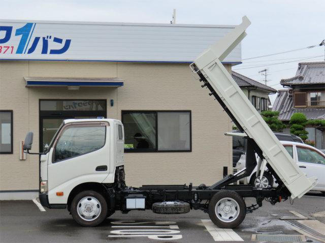 デュトロ ２ｔ　４ＷＤ　全低床　強化ダンプ　内寸－長３０５／幅１６０／高３２・３方開・４ナンバー・１３６馬力ターボ（11枚目）