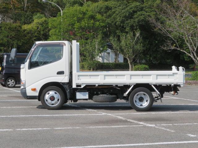 トヨエース １．８５ｔ　全低床　４ＷＤ　強化ダンプ　内寸－長３０４／幅１５８／高２７・極東・アオリ３方開・４ナンバー・歩み掛け・１３６馬力ターボ（3枚目）