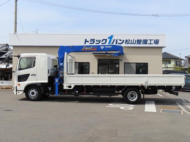 ヒノレンジャー ２．２ｔ　ワイド　４段ラジコンフックイン　内寸－長５５６／幅２３６／高４０・タダノ・床板・２．９３ｔ吊り・ＭＬ（モーメントリミッター）警報型・アオリ３方開・セイコーラック付・２４０馬力ターボ（3枚目）