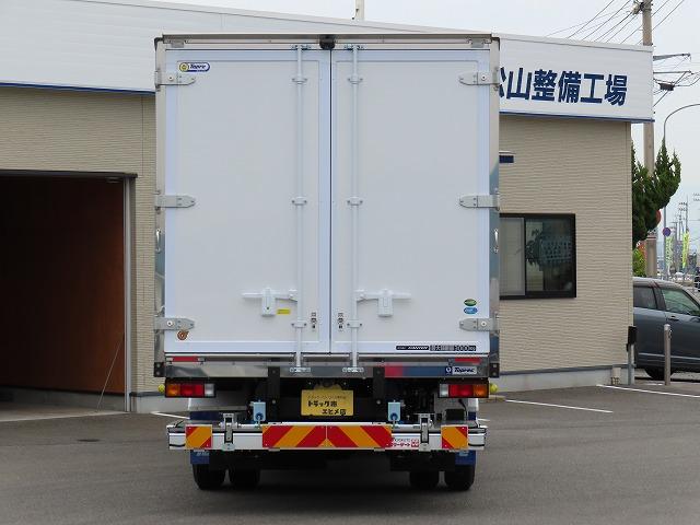 キャンター ３ｔ　ワイドロング　冷蔵冷凍車　パワーゲート　内寸－長４４９／幅１９９／高１９１・東プレ・床アルミ・ラッシング２段・エアリブ・リア観音開・格納パワーゲート・昇降能力１０００Ｋｇ・パワ－ゲート寸法－幅２００／奥行１２０・低温設定・１５０馬力ターボ（7枚目）