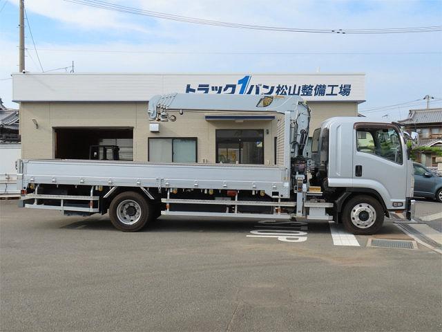フォワード ６．９ｔ　増トン　５段ラジコンフックイン　内寸－長５５４／幅２２１／高３９・ユニック・２．９３ｔ吊り・床板・落フック７対・ＭＬ（モーメントリミッター）警報型・アルミブロック・アオリ３方開・セイコーラック付・２４０馬力ターボ（4枚目）