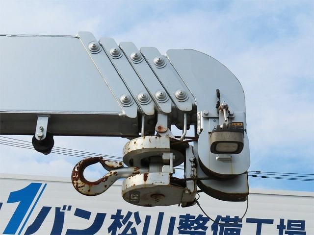 フォワード ６．９ｔ　増トン　５段ラジコンフックイン　内寸－長５５４／幅２２１／高３９・ユニック・２．９３ｔ吊り・床板・落フック７対・ＭＬ（モーメントリミッター）警報型・アルミブロック・アオリ３方開・セイコーラック付・２４０馬力ターボ（39枚目）