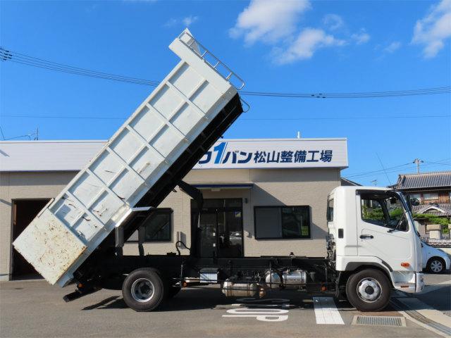 ファイター ２．５ｔ　土砂禁　ロングダンプ　内寸－長５３０／幅２００／高１１９・新明和・１２．６立米・リア観音開・２２０馬力ターボ（13枚目）