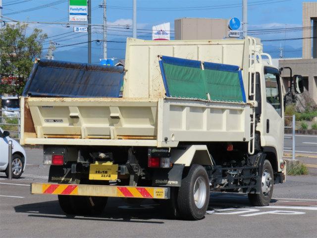 フォワード ５．２ｔ　増トン　Ｌゲートダンプ　内寸－長３０５／幅２０６／高４９・新明和・電動コボレーン・中型免許対応車・２１０馬力ターボ（2枚目）