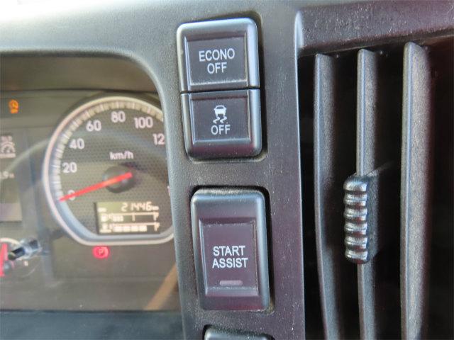 フォワード ５．２ｔ　増トン　Ｌゲートダンプ　内寸－長３０５／幅２０６／高４９・新明和・電動コボレーン・中型免許対応車・２１０馬力ターボ（20枚目）