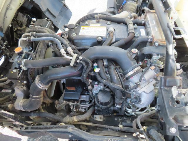 フォワード ５．２ｔ　増トン　Ｌゲートダンプ　内寸－長３０５／幅２０６／高４９・新明和・電動コボレーン・中型免許対応車・２１０馬力ターボ（43枚目）