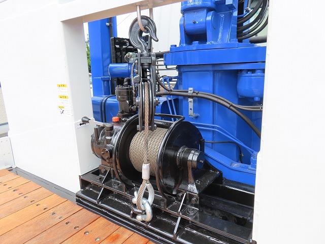 ファイター ９．７ｔ　増トンワイド　クレーン付セルフ　内寸－長６４７／幅２３５／高２０・タダノ・床板・内フック５対・４段クレーン・ラジコン・フックイン・２．９３ｔ吊り・ＭＬ警報型・自動張出・格納ジャッキ・アオリ４方開・ウインチ・歩み掛け・２７０馬力ターボ（38枚目）