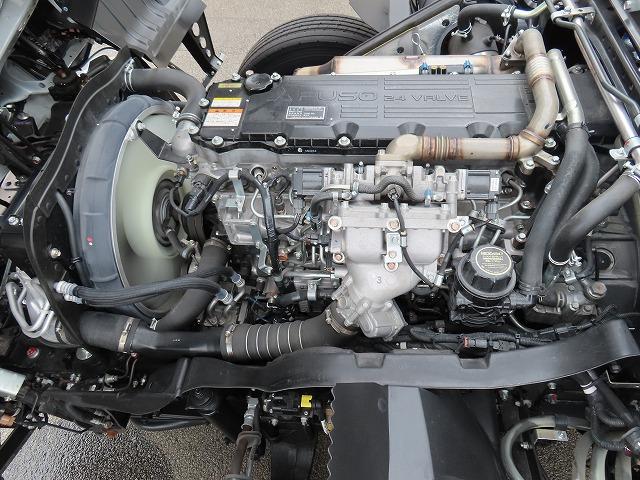 ファイター ９．７ｔ　増トンワイド　クレーン付セルフ　内寸－長６４７／幅２３５／高２０・タダノ・床板・内フック５対・４段クレーン・ラジコン・フックイン・２．９３ｔ吊り・ＭＬ警報型・自動張出・格納ジャッキ・アオリ４方開・ウインチ・歩み掛け・２７０馬力ターボ（53枚目）