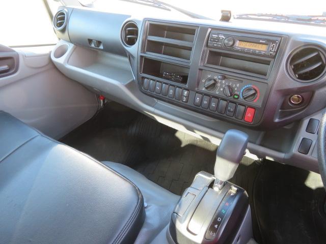 ダイナトラック 2t ワイドロング 全低床 床板・アオリ3方開・オートマ車・セイコーラック付・150馬力ターボ(16枚目)