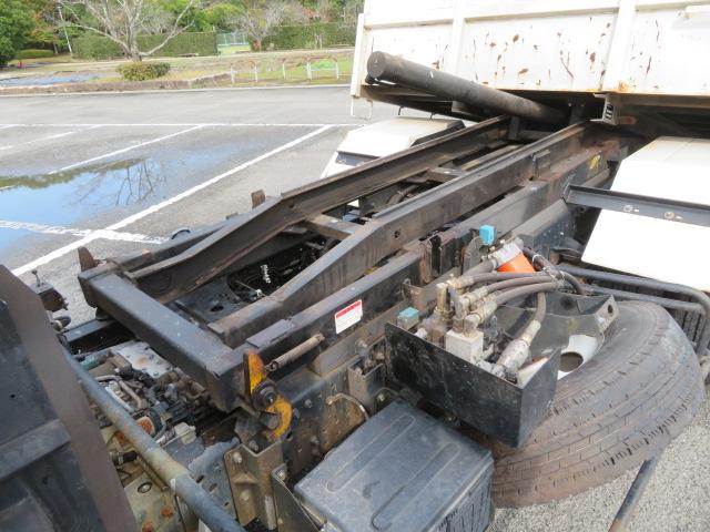 エルフトラック 3.75t ワイド ローダーダンプ 内寸-長331/幅200/高34・新明和・ラジコン・オートマ車・150馬力ターボ(64枚目)