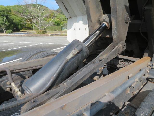 エルフトラック 3.75t ワイド ローダーダンプ 内寸-長331/幅200/高34・新明和・ラジコン・オートマ車・150馬力ターボ(68枚目)