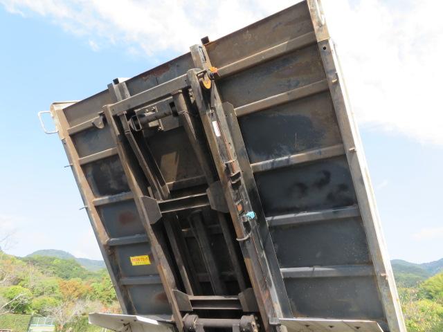 エルフトラック 3.75t ワイド ローダーダンプ 内寸-長331/幅200/高34・新明和・ラジコン・オートマ車・150馬力ターボ(70枚目)