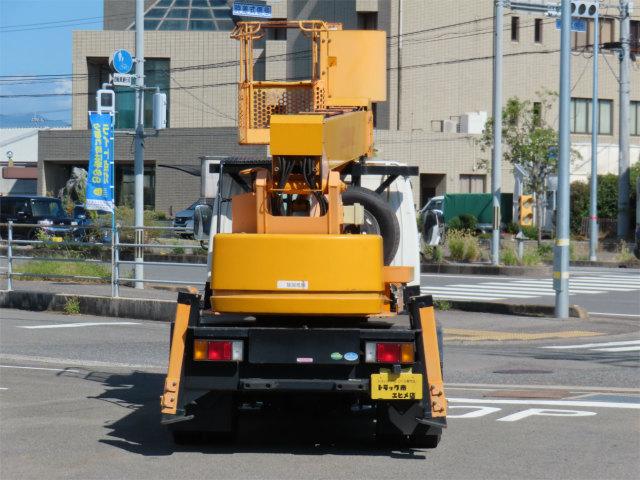 エルフトラック 12.3m 高所作業車 東京車輛・作業高12.3m・バケット積載荷重200Kg・パイプ製バケット・アワメーター1643時間・オートマ車・150馬力ターボ(7枚目)