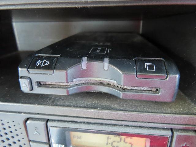 エルフトラック 12.3m 高所作業車 東京車輛・作業高12.3m・バケット積載荷重200Kg・パイプ製バケット・アワメーター1643時間・オートマ車・150馬力ターボ(19枚目)