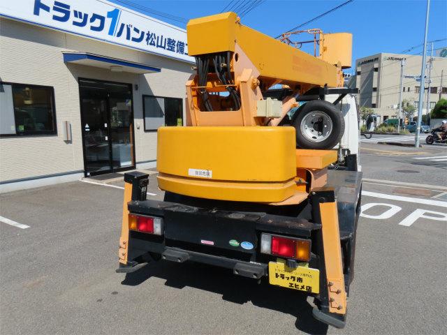 エルフトラック 12.3m 高所作業車 東京車輛・作業高12.3m・バケット積載荷重200Kg・パイプ製バケット・アワメーター1643時間・オートマ車・150馬力ターボ(26枚目)