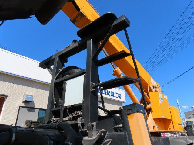 エルフトラック 12.3m 高所作業車 東京車輛・作業高12.3m・バケット積載荷重200Kg・パイプ製バケット・アワメーター1643時間・オートマ車・150馬力ターボ(27枚目)