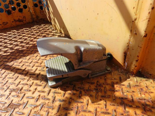 エルフトラック 12.3m 高所作業車 東京車輛・作業高12.3m・バケット積載荷重200Kg・パイプ製バケット・アワメーター1643時間・オートマ車・150馬力ターボ(30枚目)