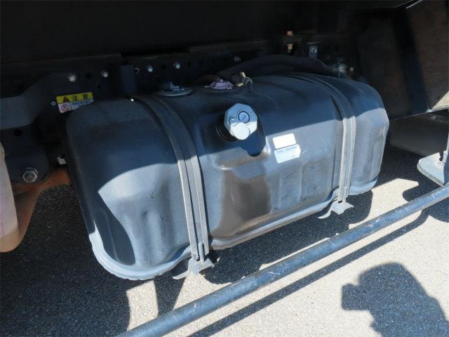 エルフトラック 12.3m 高所作業車 東京車輛・作業高12.3m・バケット積載荷重200Kg・パイプ製バケット・アワメーター1643時間・オートマ車・150馬力ターボ(47枚目)