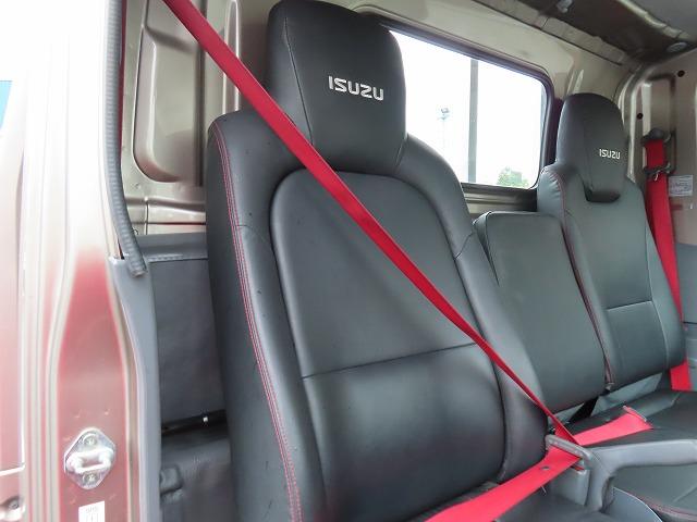 エルフトラック 2t ロング 全低床 パワーゲート 内寸-長445/幅180/高38・新明和・床板・垂直パワーゲート・昇降能力600kg・パワーゲート寸法-幅177/奥行87・アオリ3方開・セイコーラック付・150馬力ターボ(23枚目)