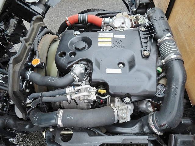 エルフトラック 2t ロング 全低床 パワーゲート 内寸-長445/幅180/高38・新明和・床板・垂直パワーゲート・昇降能力600kg・パワーゲート寸法-幅177/奥行87・アオリ3方開・セイコーラック付・150馬力ターボ(41枚目)