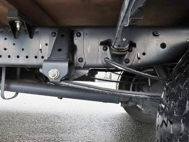 エルフトラック 2t ロング 全低床 パワーゲート 内寸-長445/幅180/高38・新明和・床板・垂直パワーゲート・昇降能力600kg・パワーゲート寸法-幅177/奥行87・アオリ3方開・セイコーラック付・150馬力ターボ(52枚目)