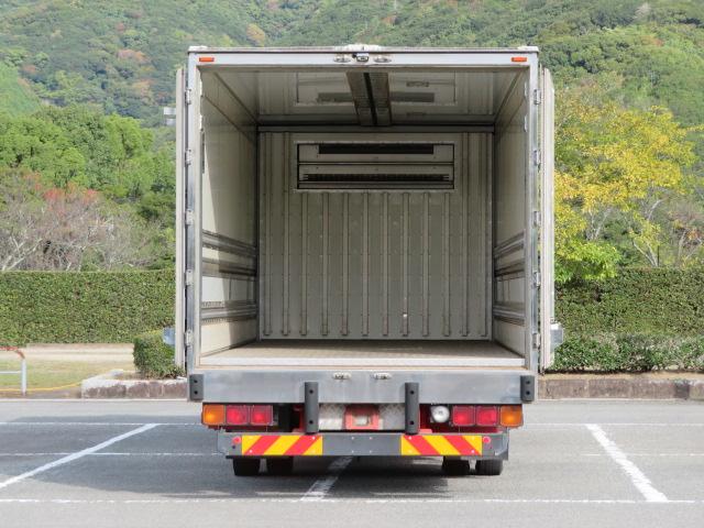 ヒノレンジャー 1.85t ワイド 冷凍ウイング 内寸-長659/幅234/高213・菱重・トランテックス・床縞アルミ・ラッシング2段・エアリブ・リア観音開・低温設定・1.5時間-3度確認済 門口-幅231/高205・210馬力ターボ(8枚目)