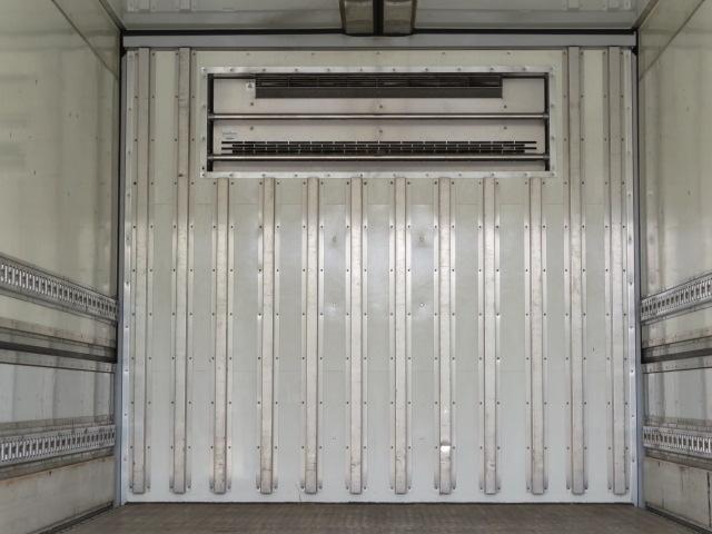 ヒノレンジャー 1.85t ワイド 冷凍ウイング 内寸-長659/幅234/高213・菱重・トランテックス・床縞アルミ・ラッシング2段・エアリブ・リア観音開・低温設定・1.5時間-3度確認済 門口-幅231/高205・210馬力ターボ(31枚目)