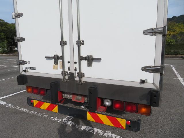 ヒノレンジャー 1.85t ワイド 冷凍ウイング 内寸-長659/幅234/高213・菱重・トランテックス・床縞アルミ・ラッシング2段・エアリブ・リア観音開・低温設定・1.5時間-3度確認済 門口-幅231/高205・210馬力ターボ(45枚目)