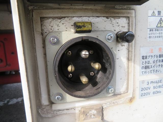 ヒノレンジャー 1.85t ワイド 冷凍ウイング 内寸-長659/幅234/高213・菱重・トランテックス・床縞アルミ・ラッシング2段・エアリブ・リア観音開・低温設定・1.5時間-3度確認済 門口-幅231/高205・210馬力ターボ(48枚目)