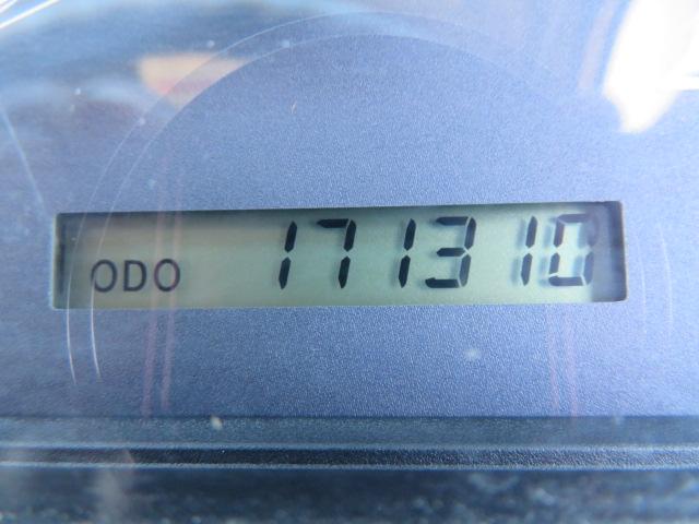 ギガ 9.78t コンクリートミキサー カヤバ・混合容量4.4立米・ドラム容量8.7立米・ホッパー開閉装置・リア2軸2デフ・330馬力ターボ(11枚目)