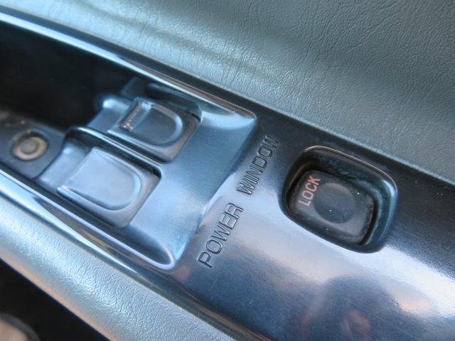 ギガ 9.78t コンクリートミキサー カヤバ・混合容量4.4立米・ドラム容量8.7立米・ホッパー開閉装置・リア2軸2デフ・330馬力ターボ(19枚目)