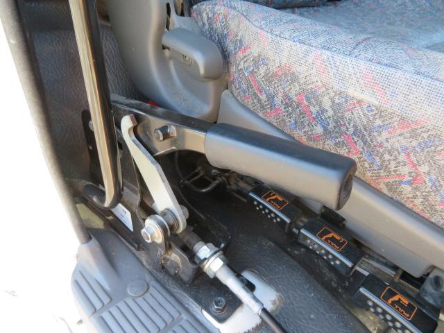 ギガ 9.78t コンクリートミキサー カヤバ・混合容量4.4立米・ドラム容量8.7立米・ホッパー開閉装置・リア2軸2デフ・330馬力ターボ(20枚目)